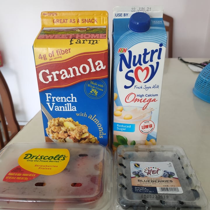 review photo of Nutrisoy Fresh Soya Milk with High Calcium Omega shared by @tyqqq on 19 Jun 2021 - review