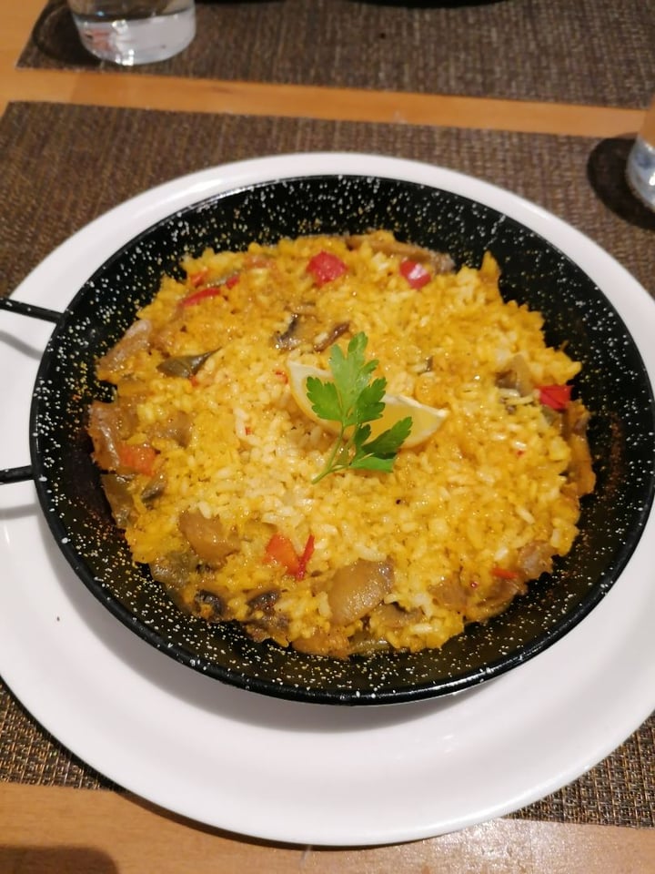 photo of Beagle Restaurant Paella de verduras shared by @lauretalaulau on  06 Mar 2020 - review