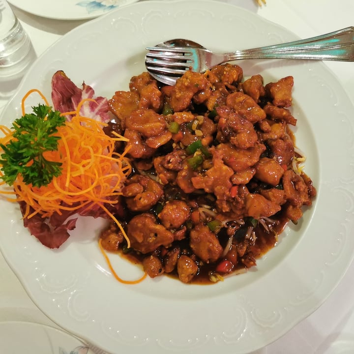 photo of Xu's Cooking Vegetarische Spezialitäten Special chicken shared by @kacel on  24 Jul 2020 - review