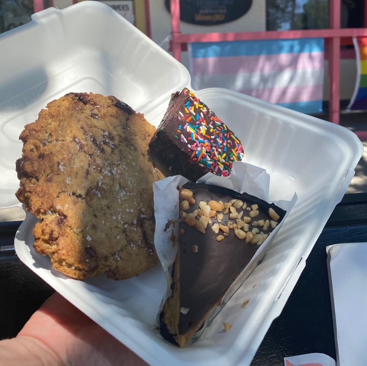 photo of Golden Dinosaurs Vegan Deli Desserts shared by @jennyhowe on  29 Apr 2020 - review