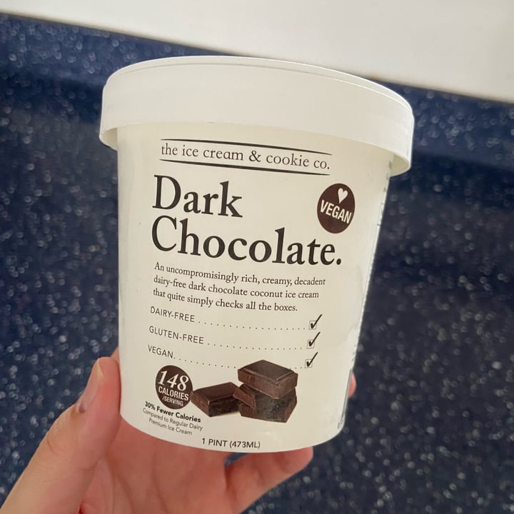 photo of The Ice Cream & Cookie Co Vegan Dark Chocolate Ice Cream shared by @dafnelately on  14 May 2022 - review