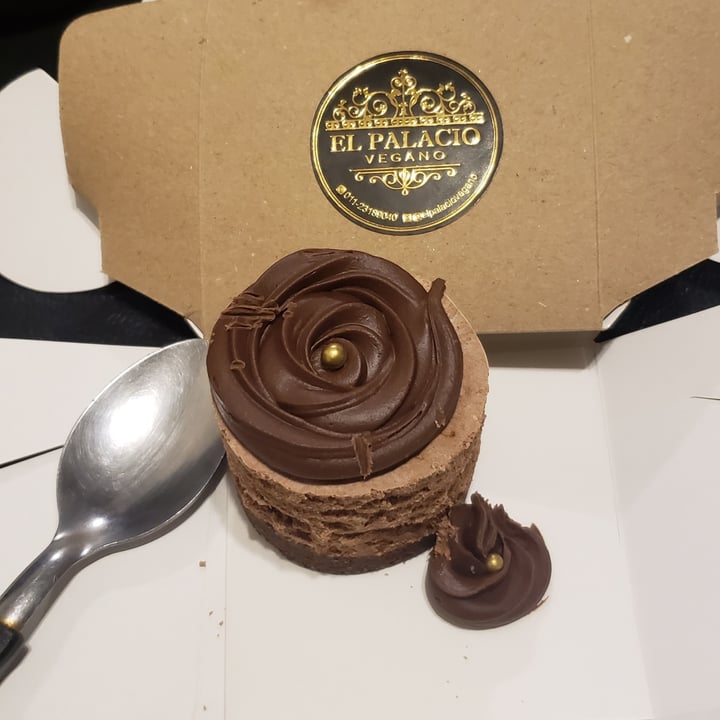 photo of El Palacio Vegano Mini torta mousse shared by @felipelolita on  02 Aug 2021 - review