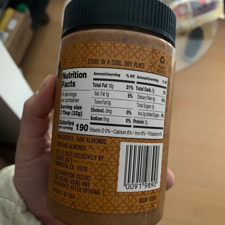 photo of Trader Joe's Raw Unsalted Crunchy Almond butter shared by @kata2001 on  20 Jul 2021 - review