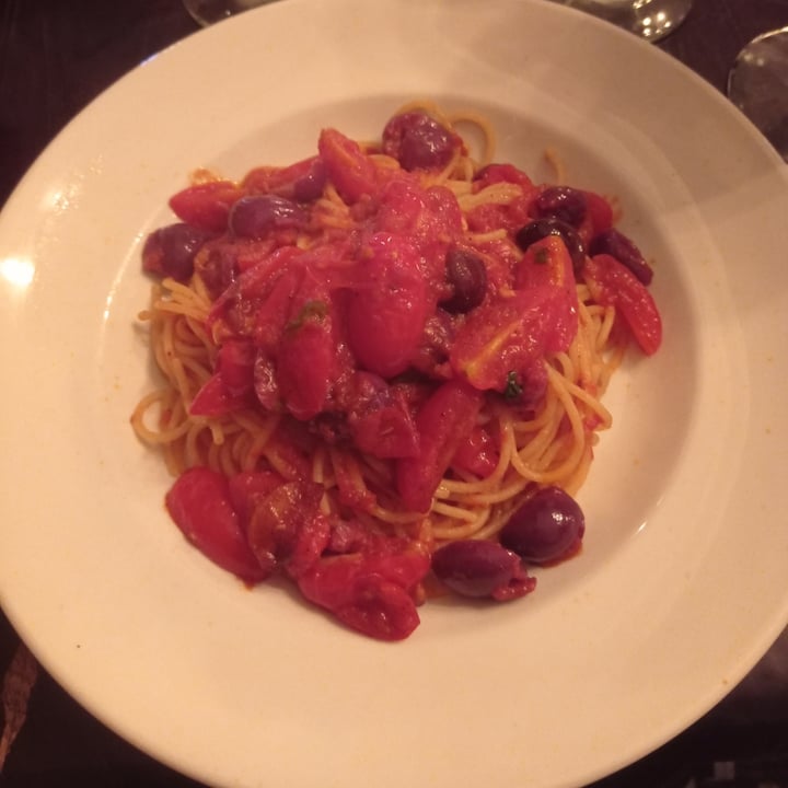 photo of Caffe Napoli Spaghetti a la Putanesca shared by @piafrancisca on  31 Oct 2021 - review