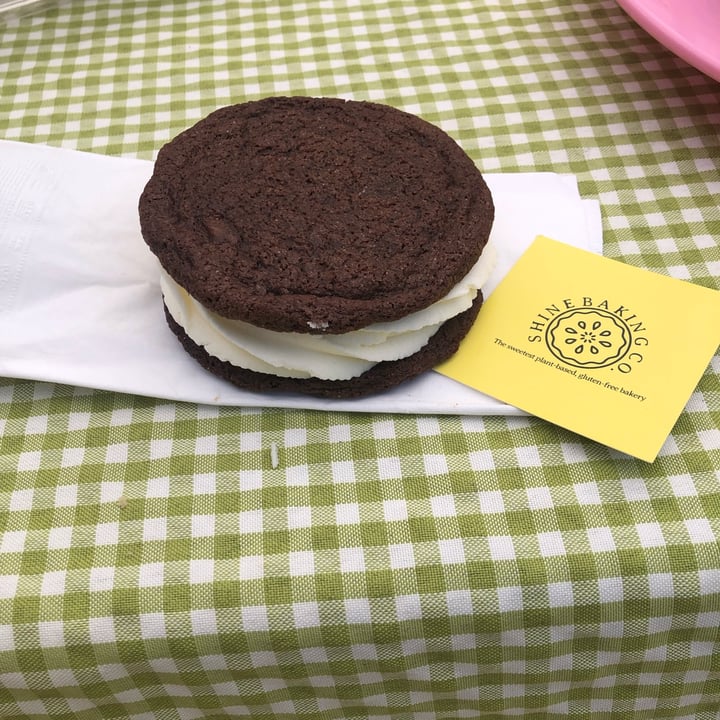 photo of Shine Baking Co. Double Cookie Creme Delight shared by @sueprozak on  10 Jul 2022 - review