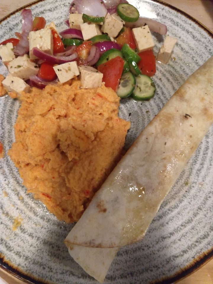 review photo of Lentil As Anything Hummus plate shared by @andreavaldivia on 03 Mar 2020 - review