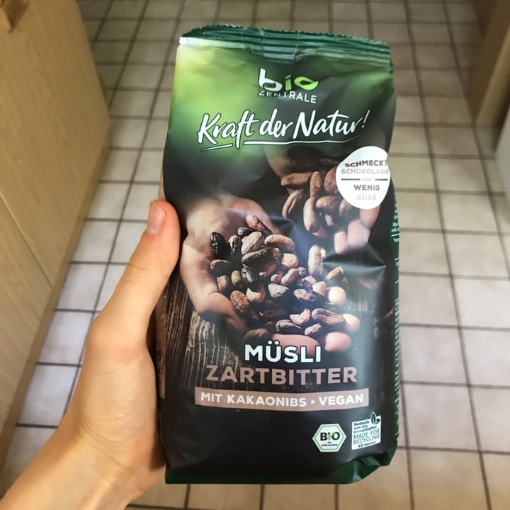 photo of Bio Zentrale Müsli Zartbitter shared by @hannaah on  04 Jun 2021 - review