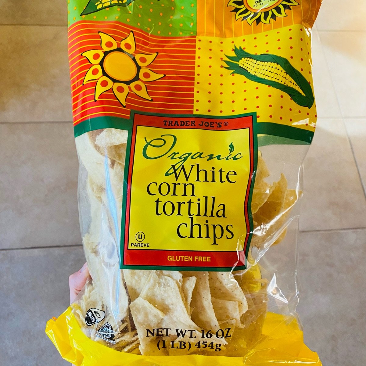 Trader Joe's Organic White Corn Tortilla Chips Reviews abillion
