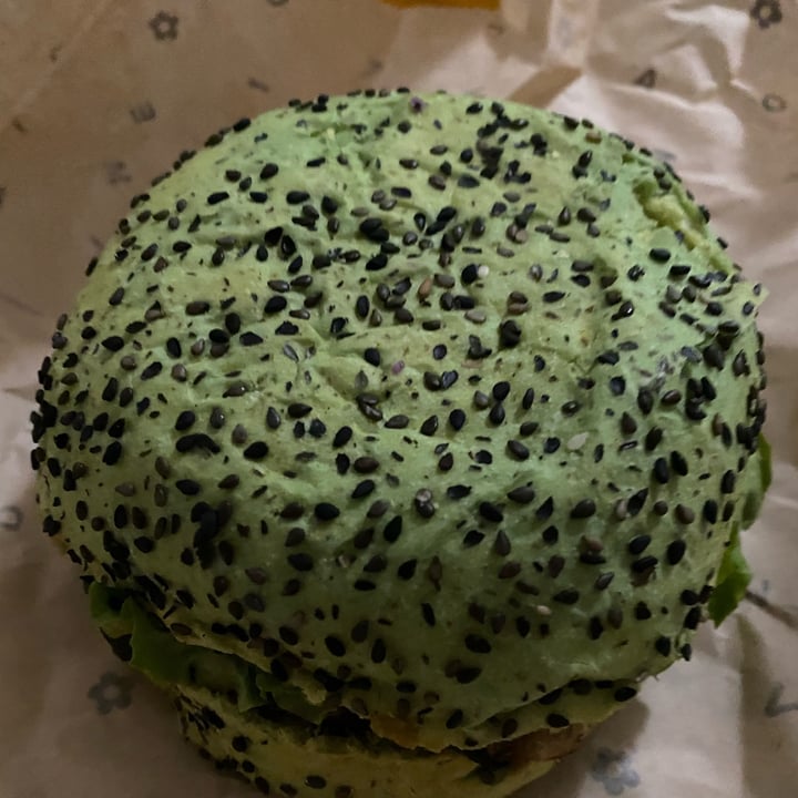 photo of Flower Burger Jungle Burger shared by @kesidb on  22 Oct 2022 - review