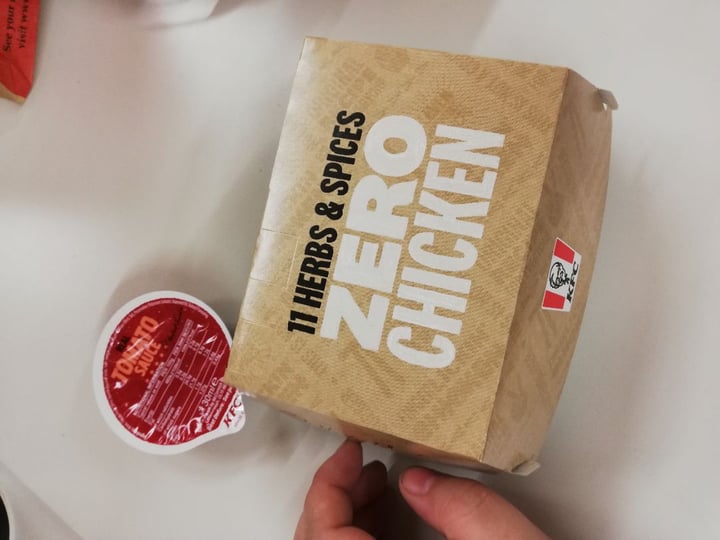 photo of KFC vegan chicken burger shared by @tamittoe on  24 Jan 2020 - review