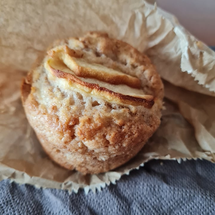 review photo of Veg Eat gastronomia biologica da asporto Muffin alle mele shared by @dana03 on 01 Mar 2022 - review