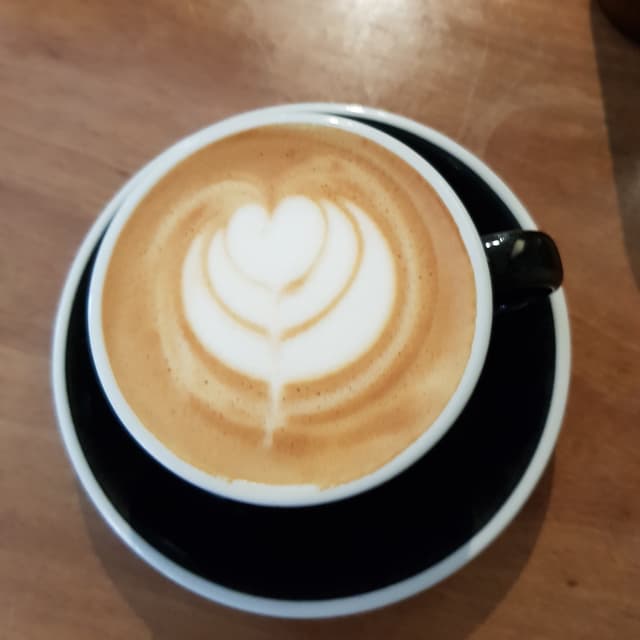 「Oat Milk Latte」の料理の写真