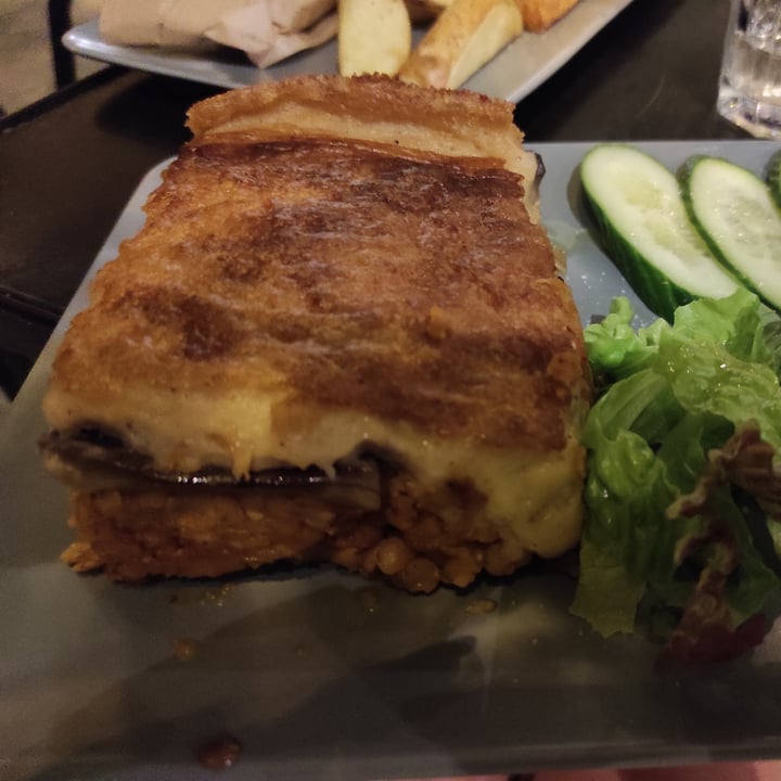 photo of Veganaki Moussaka shared by @frankiefor on  23 Mar 2022 - review