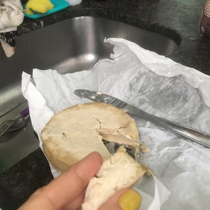review photo of ÓPCÊVeg Queijo vegano maturado shared by @cristinamorim on 02 Nov 2021 - review
