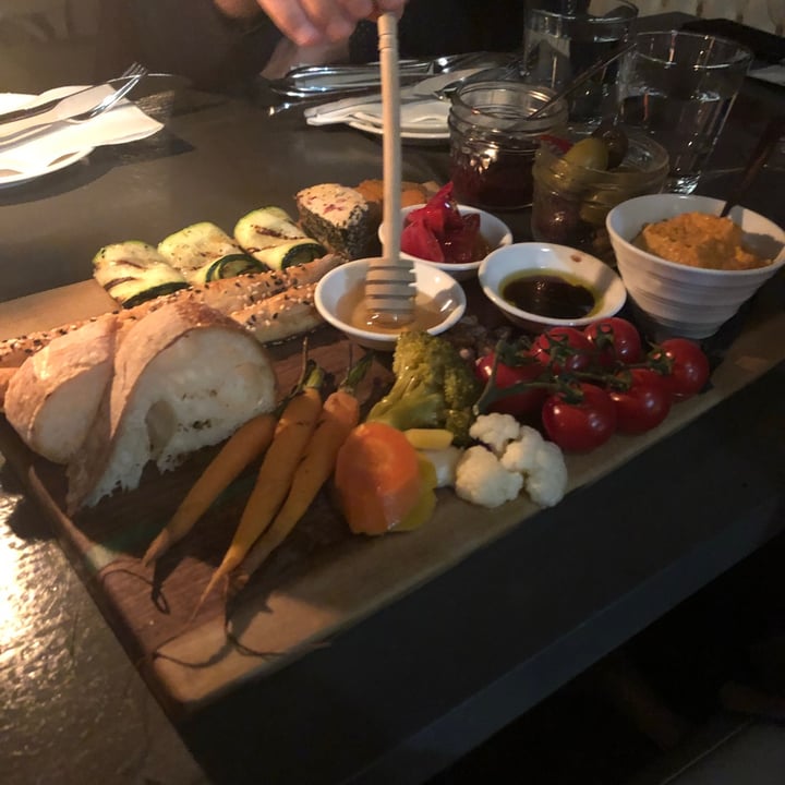 review photo of Melrose On Adelaide Vegan Charcuterie shared by @thenewfoundyorker on 06 May 2020 - review