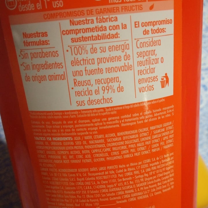 photo of Garnier Brillo Vitaminado Acondicionador Fortificante shared by @marrdumbass on  08 May 2021 - review