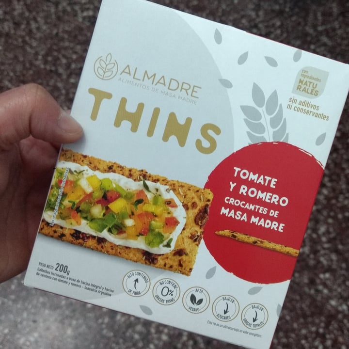 photo of Almadre Thins Romero Y Tomate shared by @ericaterreros on  01 Dec 2021 - review