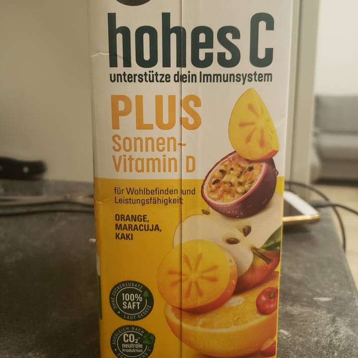 photo of hohes c Plus Sonnen-Vitamin D Orange, Maracuja, Kaki shared by @camilaraota on  04 Sep 2022 - review