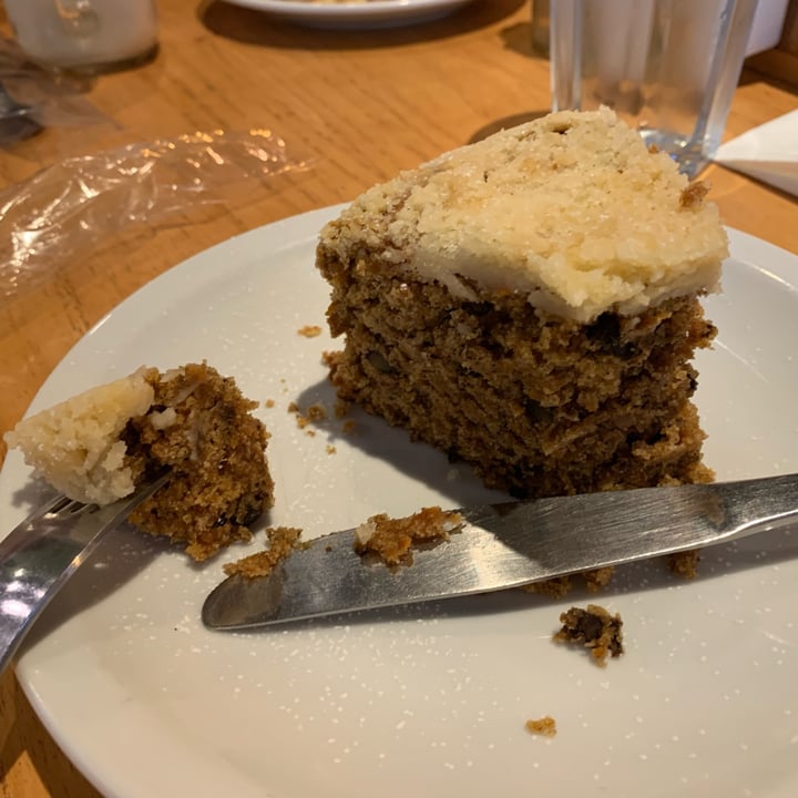 photo of Monk Coffee Carrot Cake shared by @anabolena on  25 Jan 2022 - review