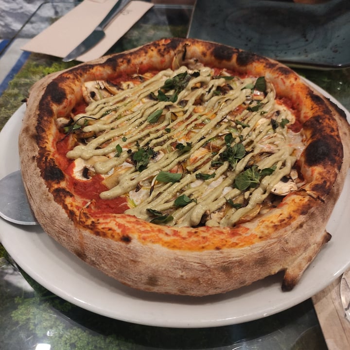 review photo of Pizzi & Dixie Pizza Pistacho y ajetes shared by @reila17 on 05 Nov 2022 - review