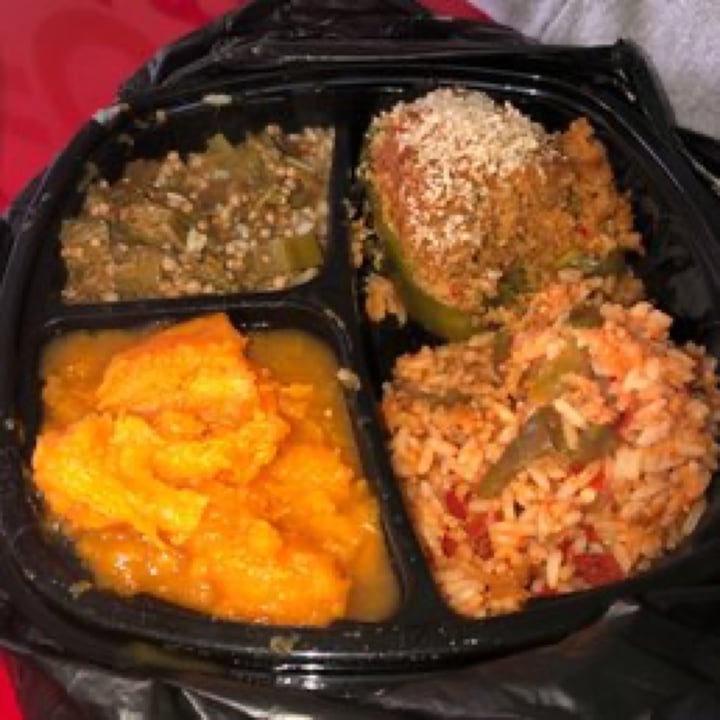 photo of Sweet Soulfood Soul food plate shared by @jcass9488 on  31 Dec 2019 - review