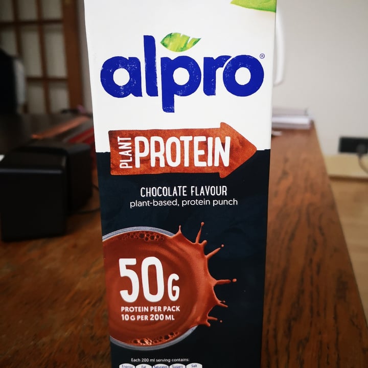 photo of Alpro Chocolate Flavored Soya Milk shared by @yumustaine on  04 Feb 2021 - review