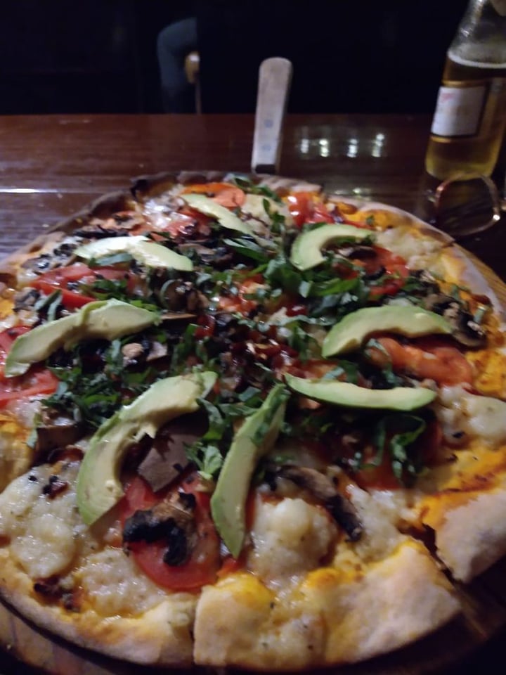 review photo of Pizzabella Italian Bistró Pizza vegana shared by @aleinad on 07 Jan 2020 - review