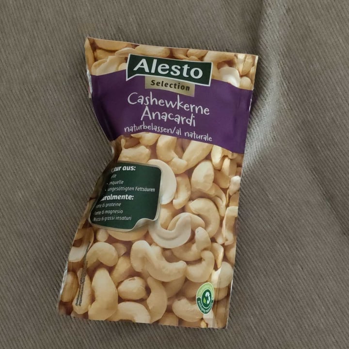 review photo of Alesto Selection Anacardi shared by @-veronica- on 29 Mar 2022 - review