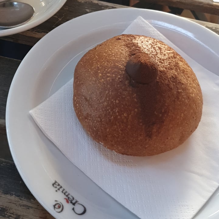 photo of Crescente Brioche alla Cioccolata shared by @erdivonblumentopf on  29 Aug 2022 - review