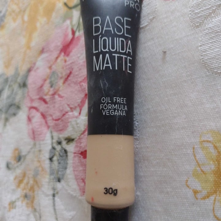 review photo of Mais vaidosa pro Base Líquida Mate shared by @janainamh on 23 Apr 2022 - review