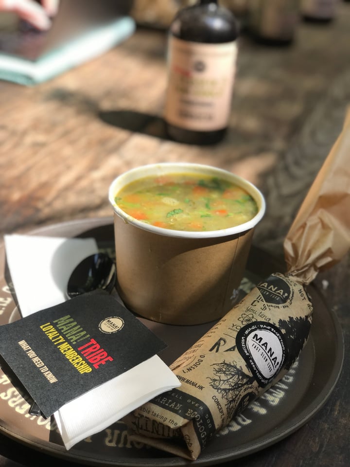 photo of MANA! Fast Slow Food Green lentil soup shared by @govegwithcora on  29 Mar 2018 - review