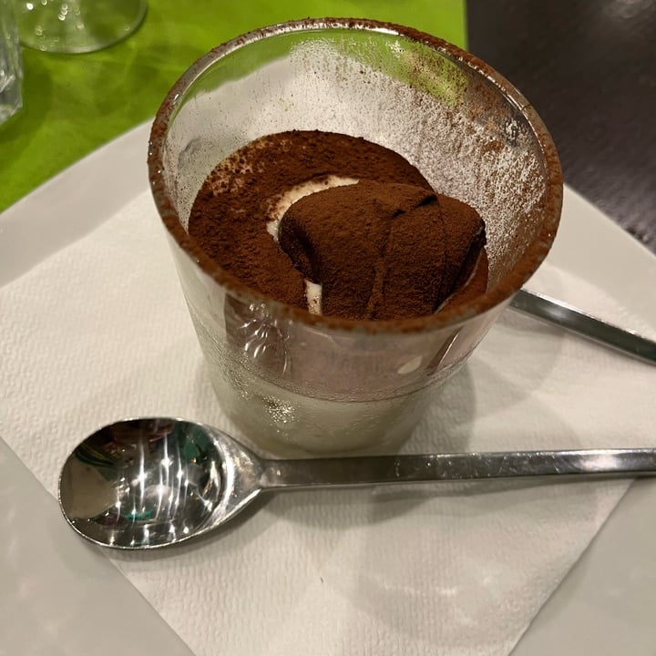 photo of Piperita Tiramisù Vegan shared by @charlotteauxfraises on  23 Apr 2022 - review