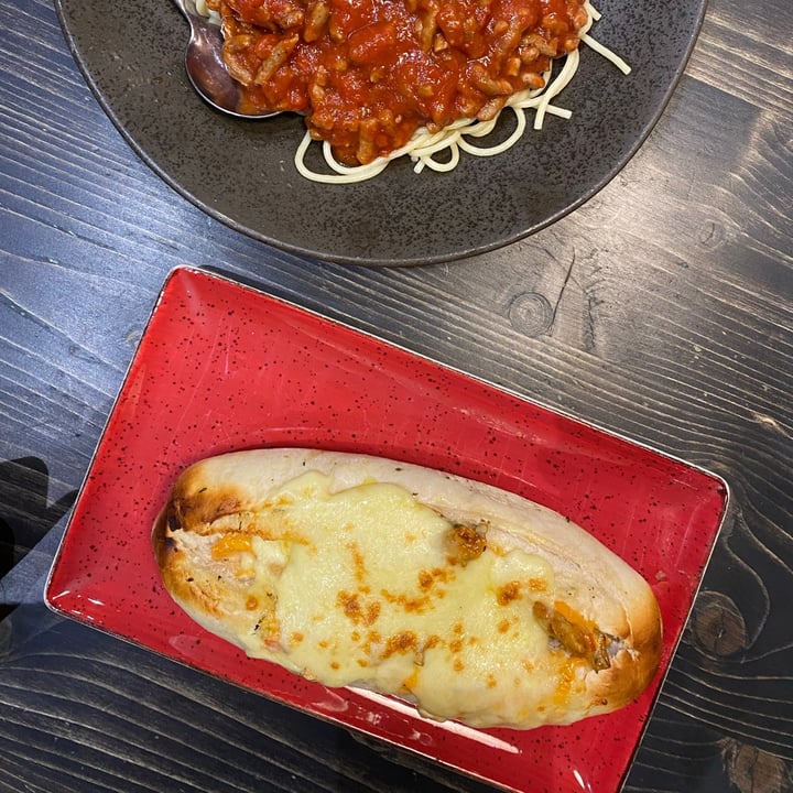 photo of Panarottis Somerset West Mall Chicken and Mushroom Sub (veganized) shared by @veganmealprepsunday on  01 Sep 2021 - review