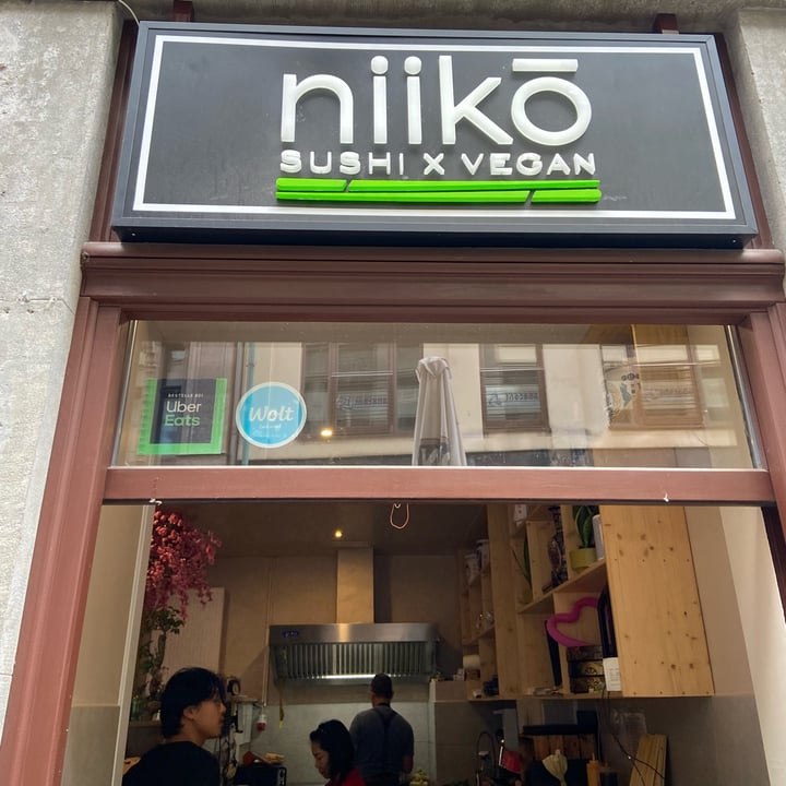 photo of Niiko - Sushi x Vegan SHIITAKE MAKI shared by @fxk on  21 Aug 2022 - review