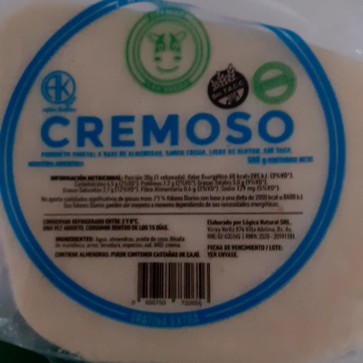 photo of Felices Las Vacas Queso Cremoso shared by @veganmaifernandez on  31 Jan 2021 - review