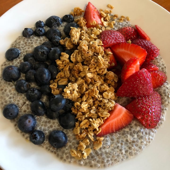 photo of Morning Brew Chia Pudding w/ Fresh Fruit shared by @erynn-tait on  28 Jun 2021 - review