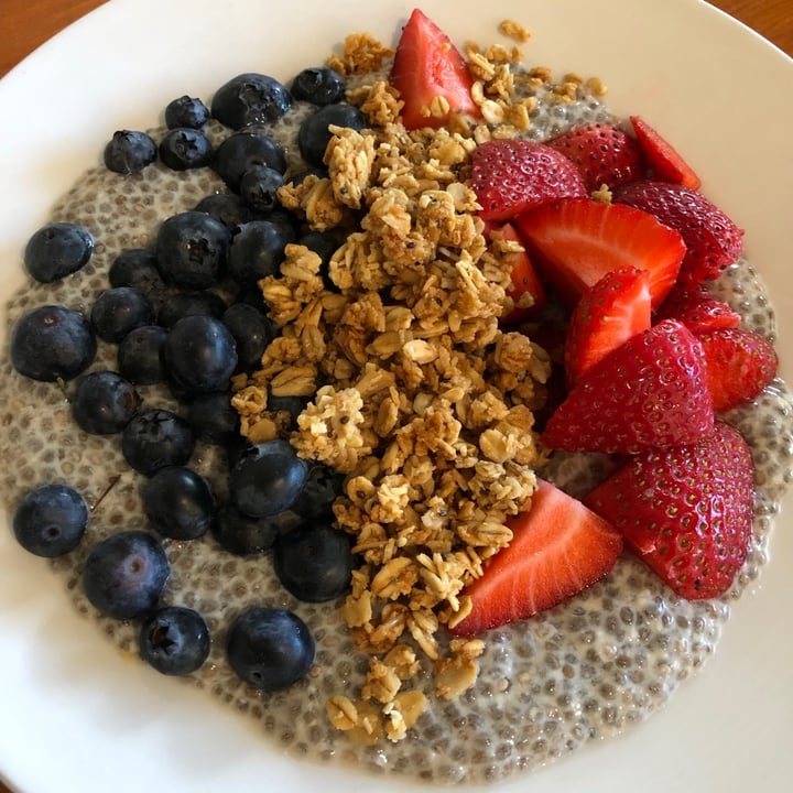review photo of Morning Brew Chia Pudding w/ Fresh Fruit shared by @erynn-tait on 28 Jun 2021 - review