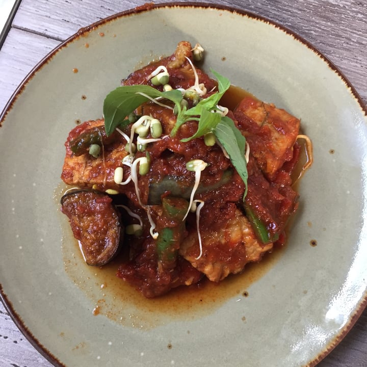 review photo of KEMULAN Kitchen & Culture Oseng-Oseng Terong Tempe shared by @wearewildfeet on 14 Oct 2020 - review