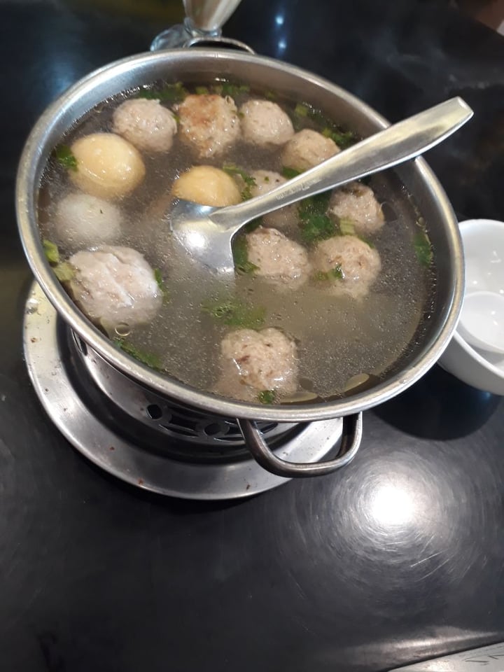 photo of Karunia Baru (Vegan Restaurant) Hotpot Kombinasi shared by @kinantitb on  04 Feb 2020 - review
