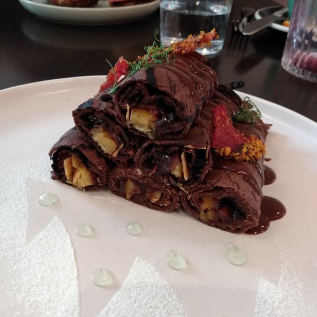 Photo of the dish “Crêpes en bûches”