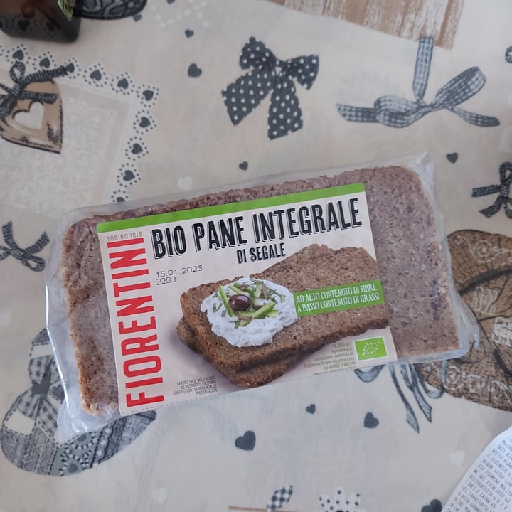 photo of Fiorentini Pane integrale di segale shared by @salerena on  25 May 2022 - review