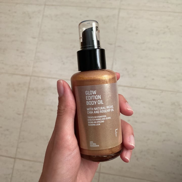 photo of Freshly Cosmetics Glow Edition Body Oil shared by @monicaprz on  17 Jul 2021 - review