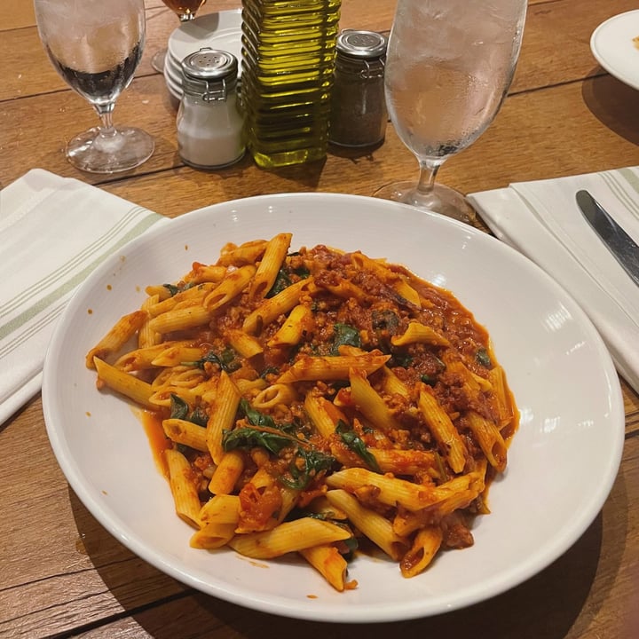 photo of Vivo Italian Kitchen Vegan Sausage Pasta shared by @midorimist on  14 Dec 2022 - review