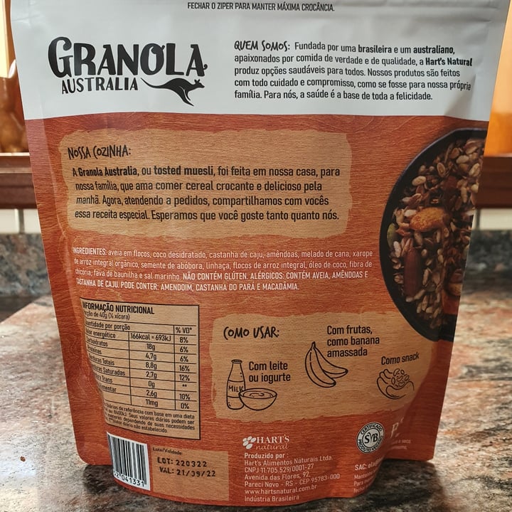 review photo of Hart's Natural Granola Austrália Classic Nuts shared by @analarissima on 10 May 2022 - review