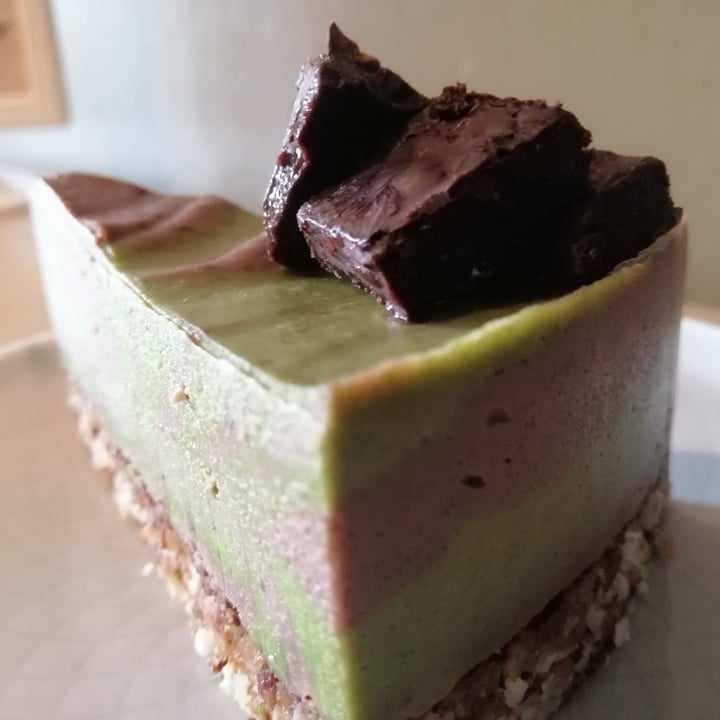 photo of Loving Cafe Raw Mint Cacao Cake shared by @moralcompassion4all on  08 Jan 2021 - review