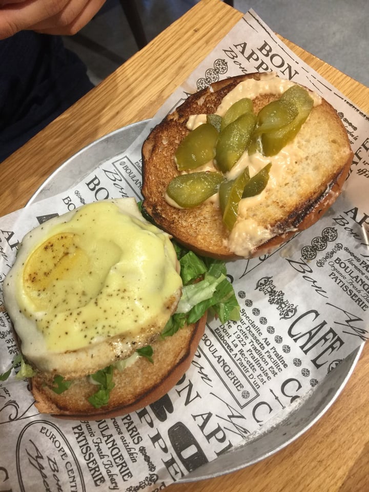 photo of Goodness Beyond burger with “egg” topping shared by @yasminbee on  20 Aug 2019 - review