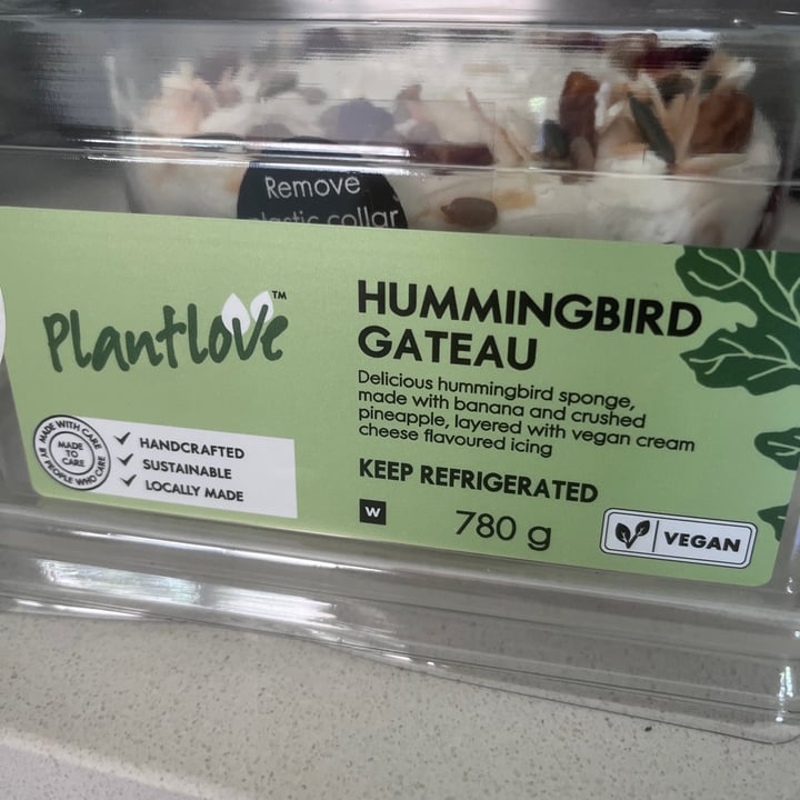 photo of Woolworths Hummingbird Gateau shared by @teex on  20 Nov 2022 - review