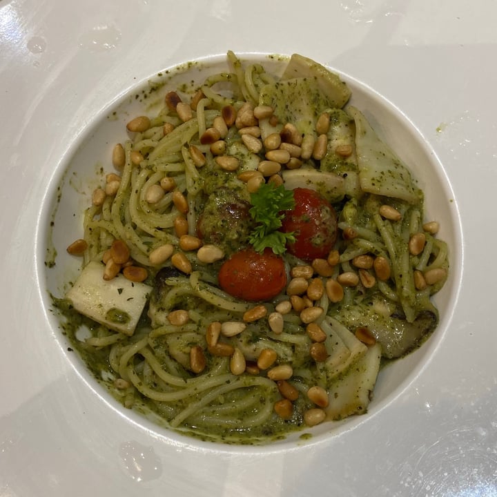 photo of Flavours by Saute Basil Pine Nut Pesto shared by @elliott96 on  12 Feb 2021 - review