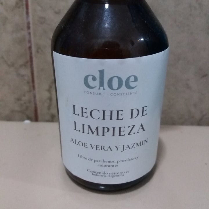 photo of Cloe Leche de limpieza Aloe Vera Y Jazmin shared by @leonela11 on  04 Aug 2022 - review