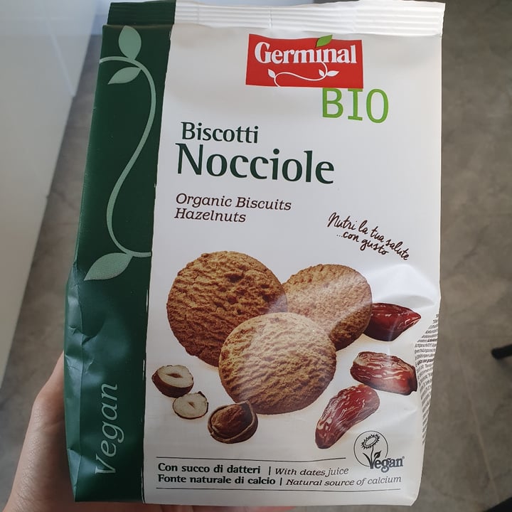 photo of Germinal Bio Biscotti Nocciole Con Succo Di Datteri shared by @francescama on  11 Oct 2022 - review